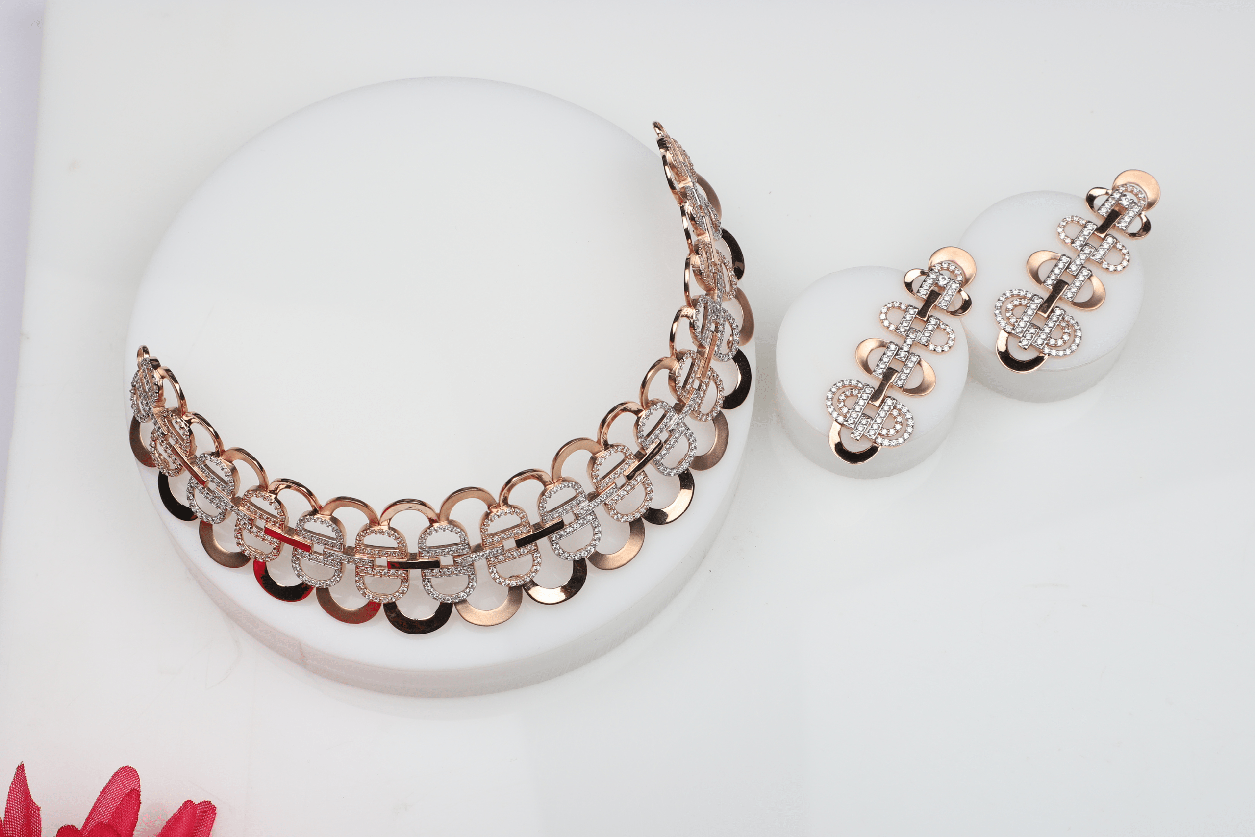 light weight jewelleries